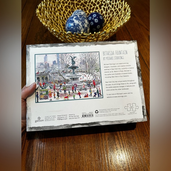 Galison 1000 pc Bethesda Fountain by Micheal Storrings Jigsaw Puzzle, Winter - Picture 7 of 7